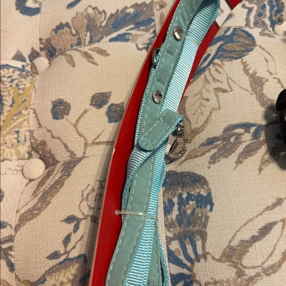 Martha Stewart Pets Fashion Leash 6FT Baby Blue Velvet Rhinestone